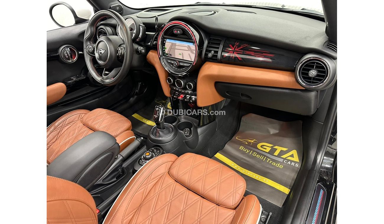 Mini Cooper S 2021 Mini Cooper S (JCW Kit) Rare Interior Colour, Full Service History, Warranty, GCC