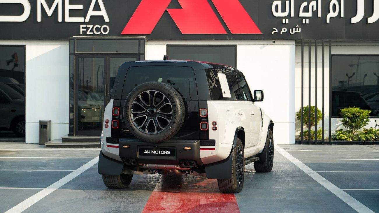 Land Rover Defender 110 OCTA  P635 Borasco Grey- Khaki 2026MY Export Only