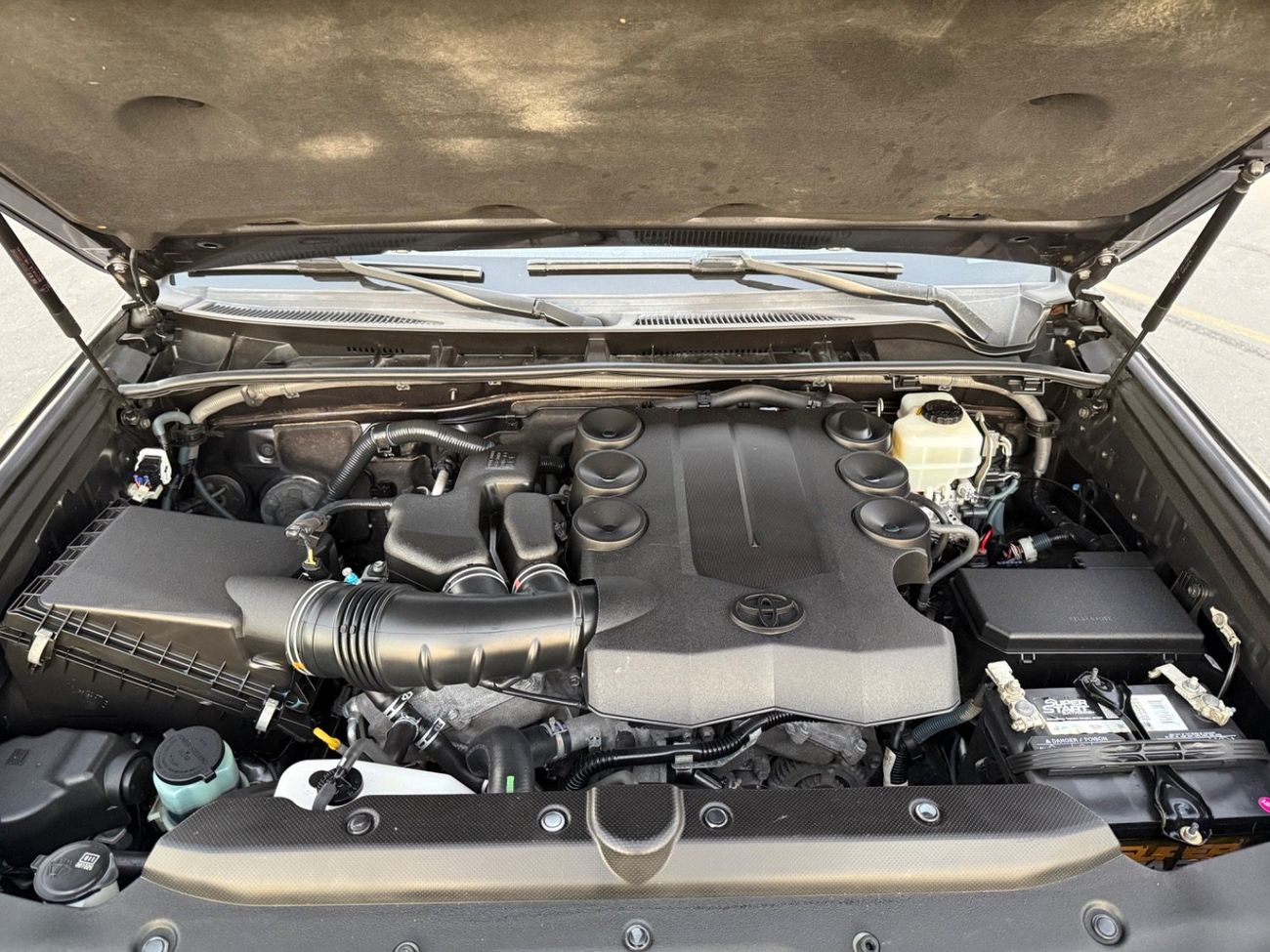 Toyota 4Runner 2016 TOYOTA 4RUNNER LIMITED 4x4 FULL OPTIONS IMPORTED FROM USA