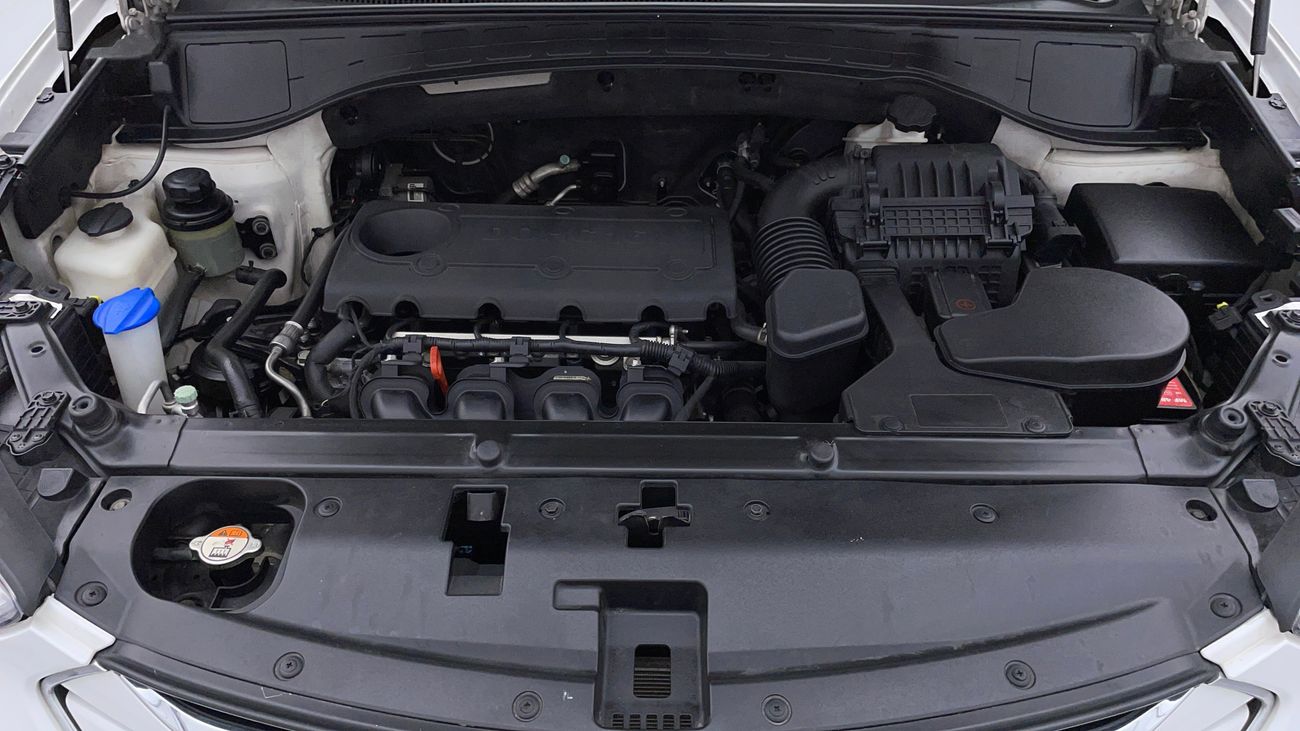 Hyundai Santa Fe GL 2.4 | Under Warranty | Inspected on 150+ parameters