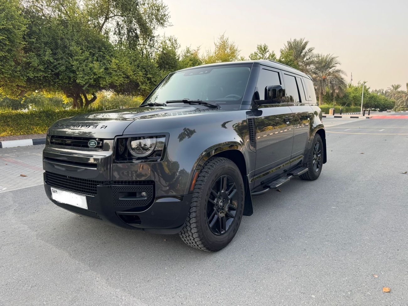 Land Rover Defender P400 110 X 3.0L (5 Seater)