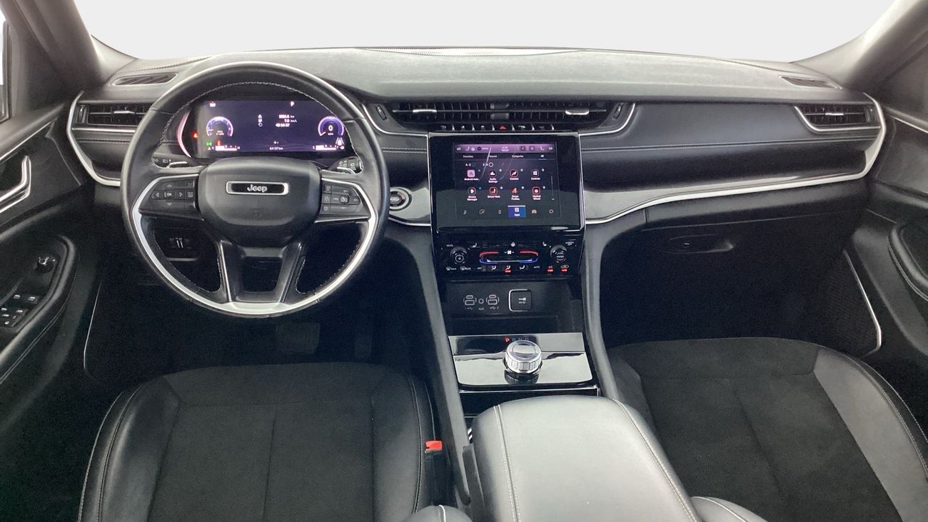 جيب شيروكي Altitude | upto AED 20,000 Ramadan Discount | شامل الضمان | 0 ﺪﻔﻋﺓ ﺃﻮﻟﻯ