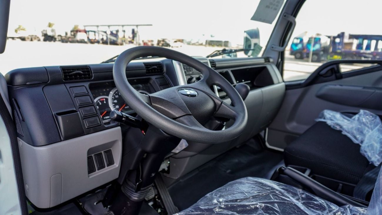 Mitsubishi Canter Van 4x2 4.2l 4CLY CHASSIS