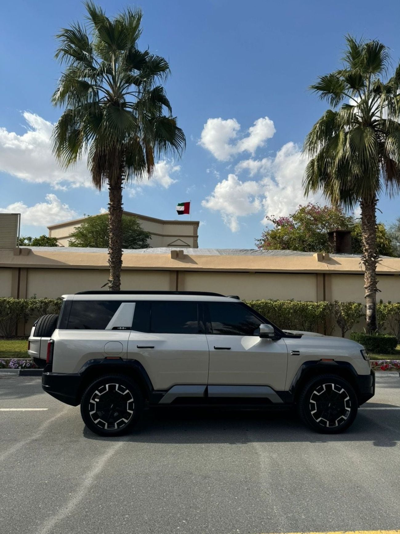 BYD Leopard 8 Smart and Brave Flagship Edition (7 Seats)