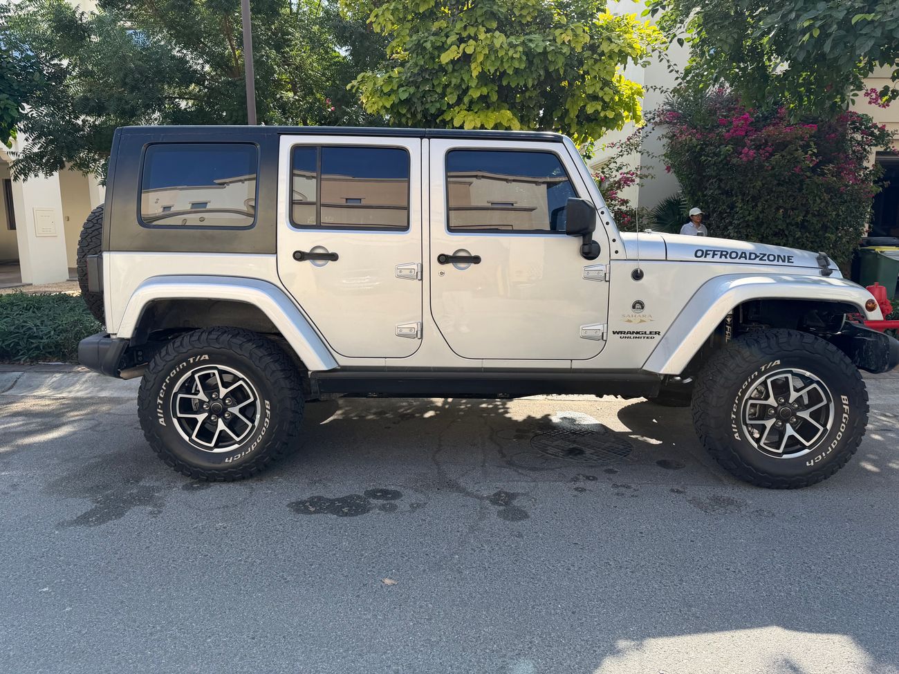 جيب رانجلر 3.8L Sahara Unlimited | FREE Off-Road Zone Service