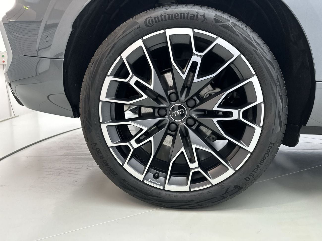 Audi Q3 Sportback TFSI quattro 204hp Premium Edition (Ref# 20884)