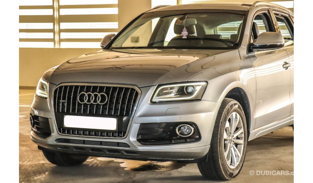 أودي Q5 Audi Q5 2.0L 2015 GCC under Warranty with Zero Down-Payment.