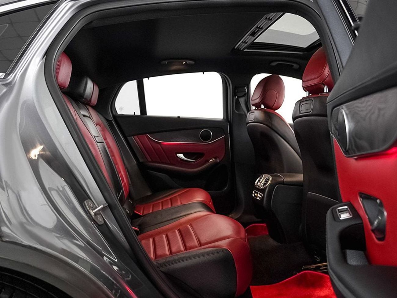 Mercedes-Benz GLC Coupe 300 Premium 2.0L