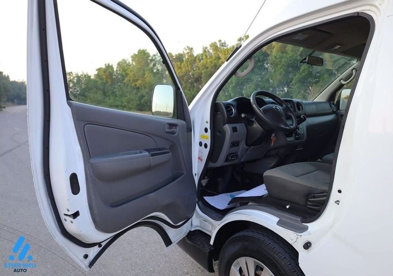 Nissan Urvan Panel Van Std 2.5L M/T (3 Seater) Diesel (4 Door) NV351 High Roof Freezer 2.5L M/T (3 Seater) Diesel