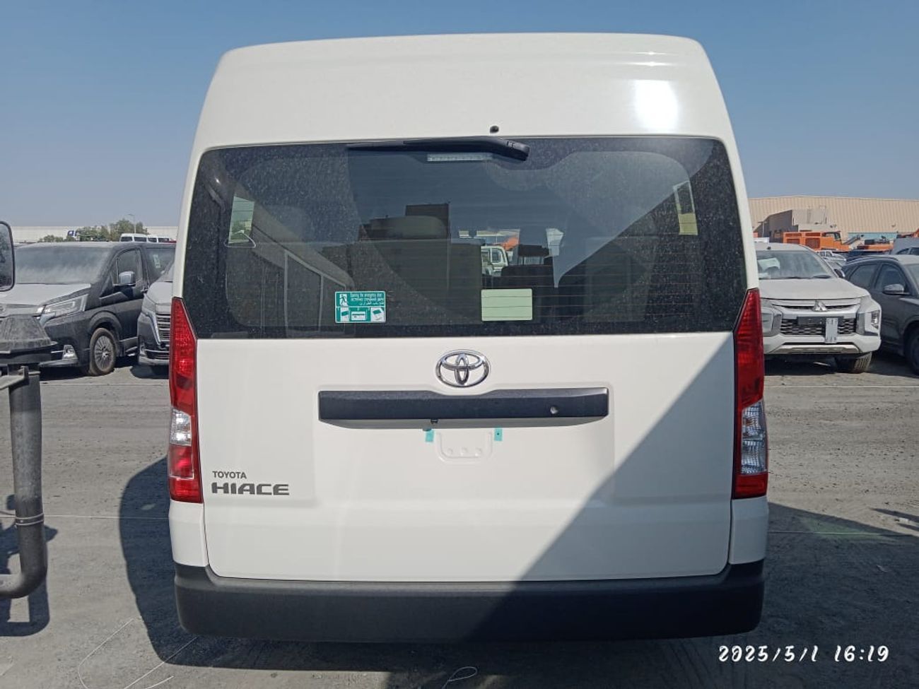 تويوتا هاياس 3.5L PETROL DX 13 SEATER AUTOMATIC TRANSMISSION