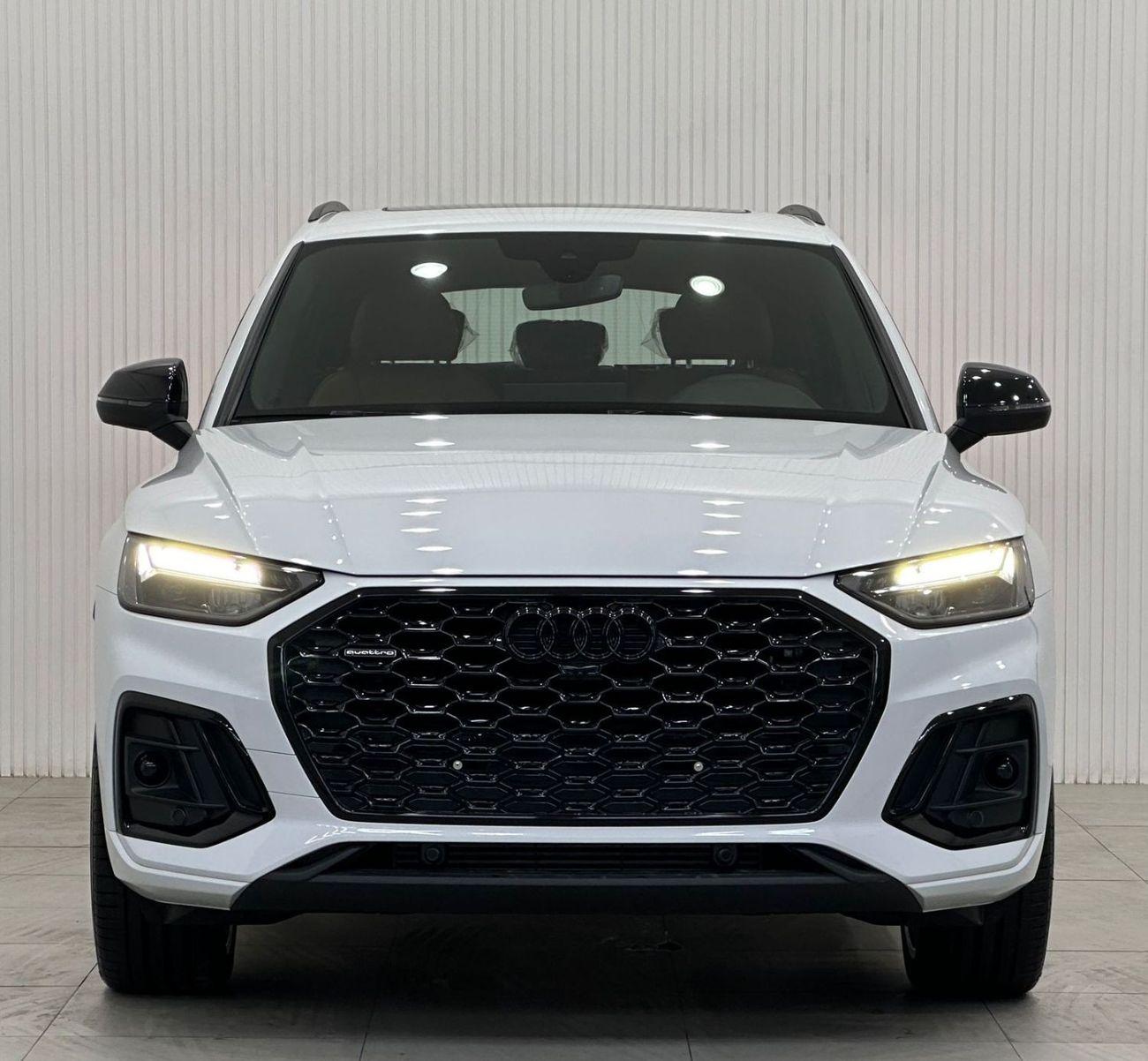 Audi Q5 *Brand New* 2023 Audi Q5 S-Line Quattro, Oct 2026 Audi Warranty, Full Options, GCC