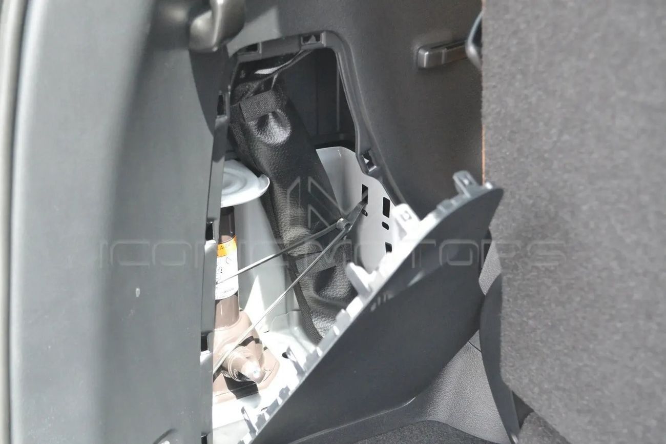 Toyota Fortuner 2024 TOYOTA FORTUNER 4.0 PETROL