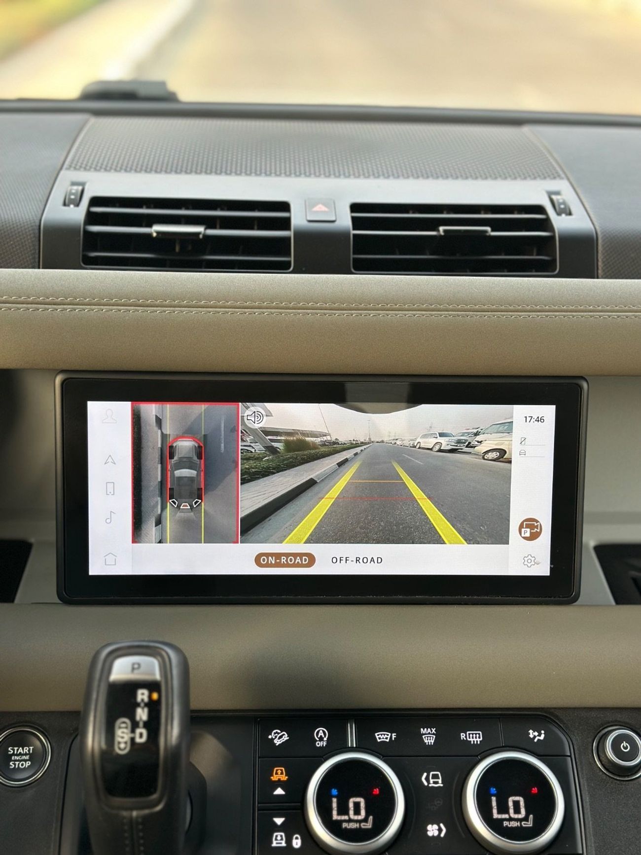 Land Rover Defender P300 90 S 2.0L (5 Seater)