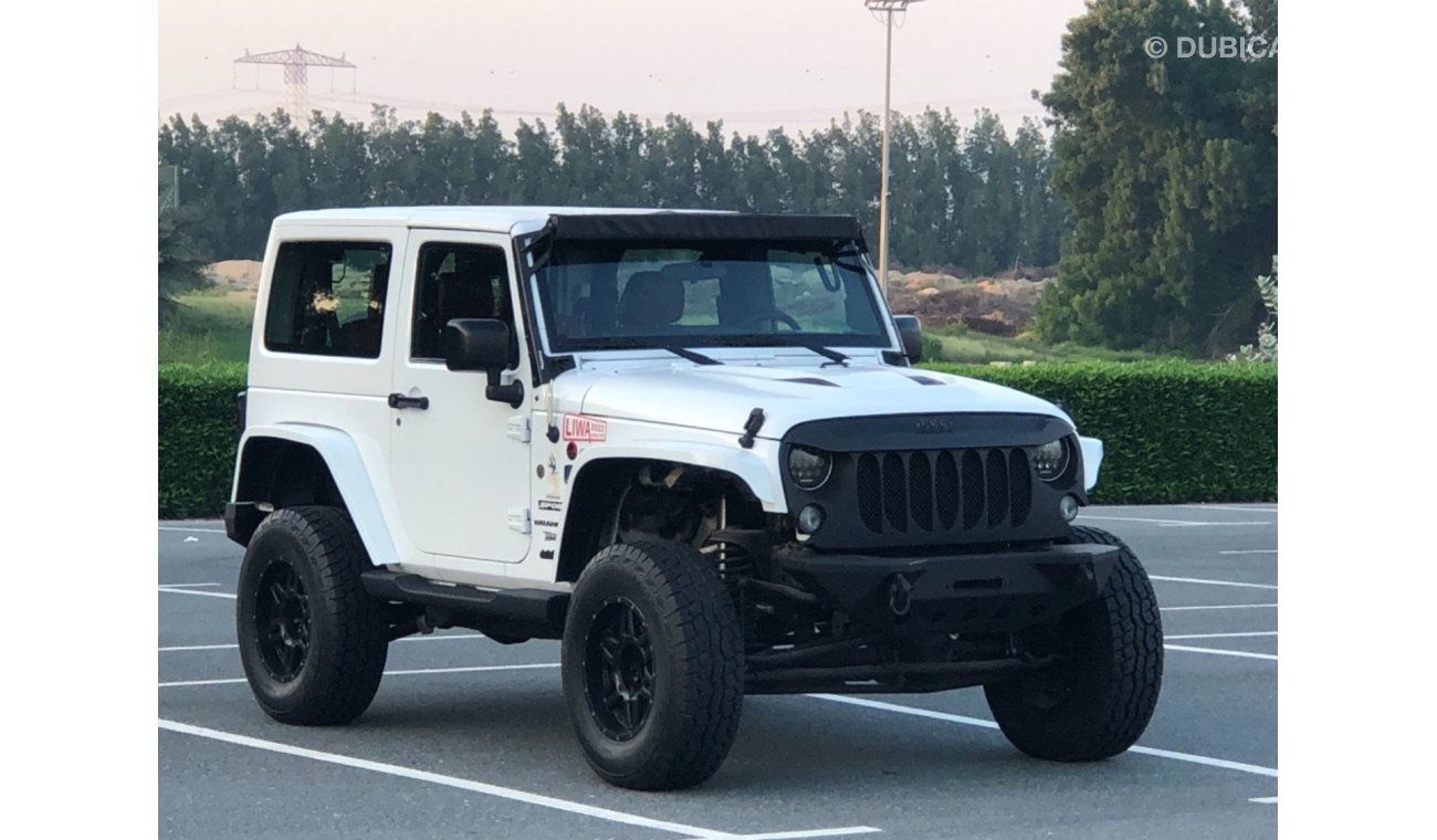 Jeep Wrangler Sport MODEL 2016  original paint GCC car perfect condition inside and outside full option one  owner