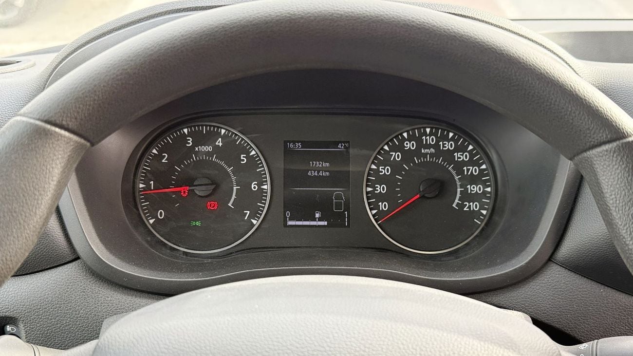 Renault Master 2.3T Panel Van (L2H2) Renault Master 2.3T Diesel Panel Van (L2H2) 2025YM