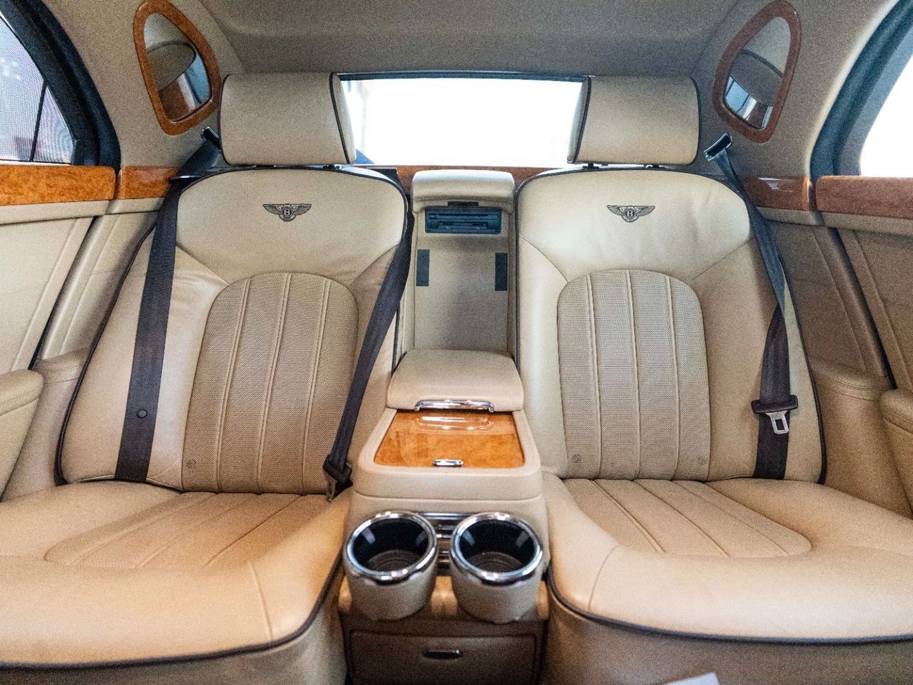 بنتلي مولسان Standard