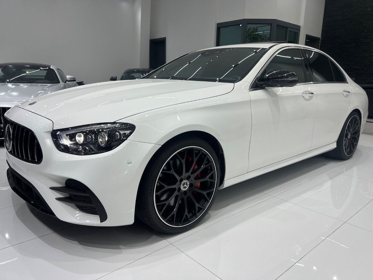 مرسيدس بنز E 350 STD (NON GCC)