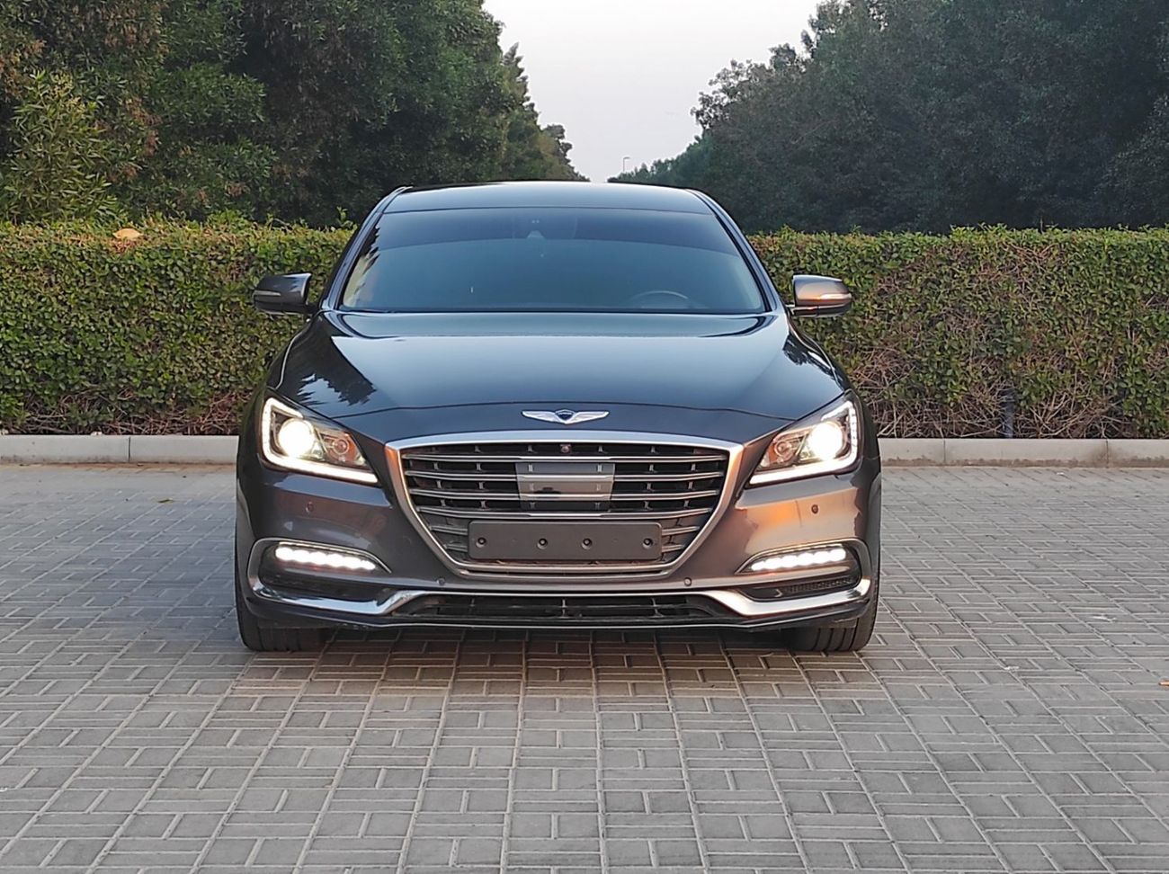 Genesis G80 Sport Royal 3.3L Genesis G80 2017 V6 3.3 full automatic