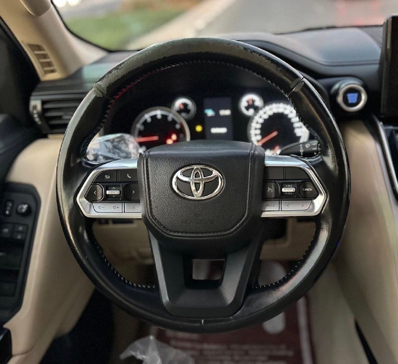 Toyota Land Cruiser 2022 Model GXR V6 LC300 Full Option Car Very Clean And Perfect Condition