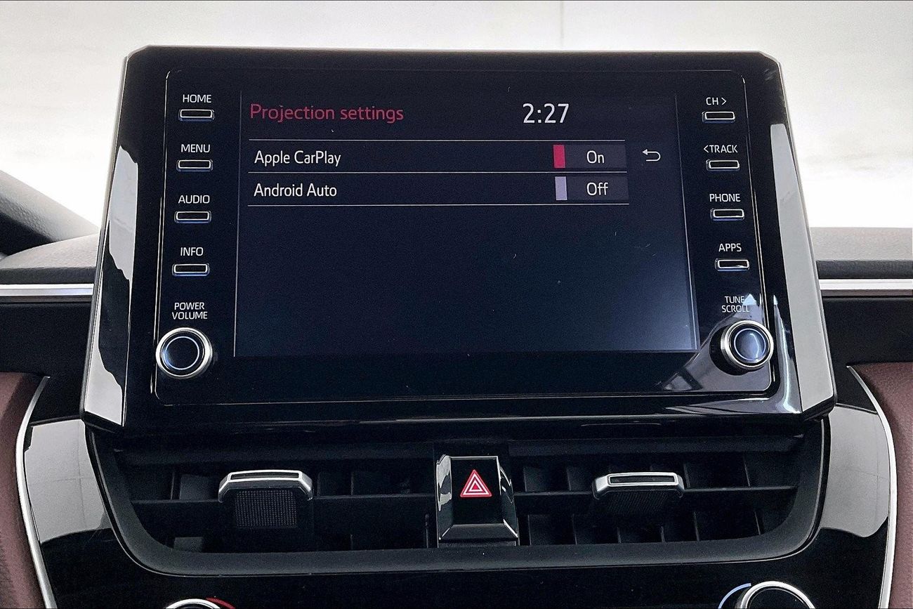 تويوتا كورولا كروس XL | عرض العيد الحصري | خالية من أضرار الفيضانات