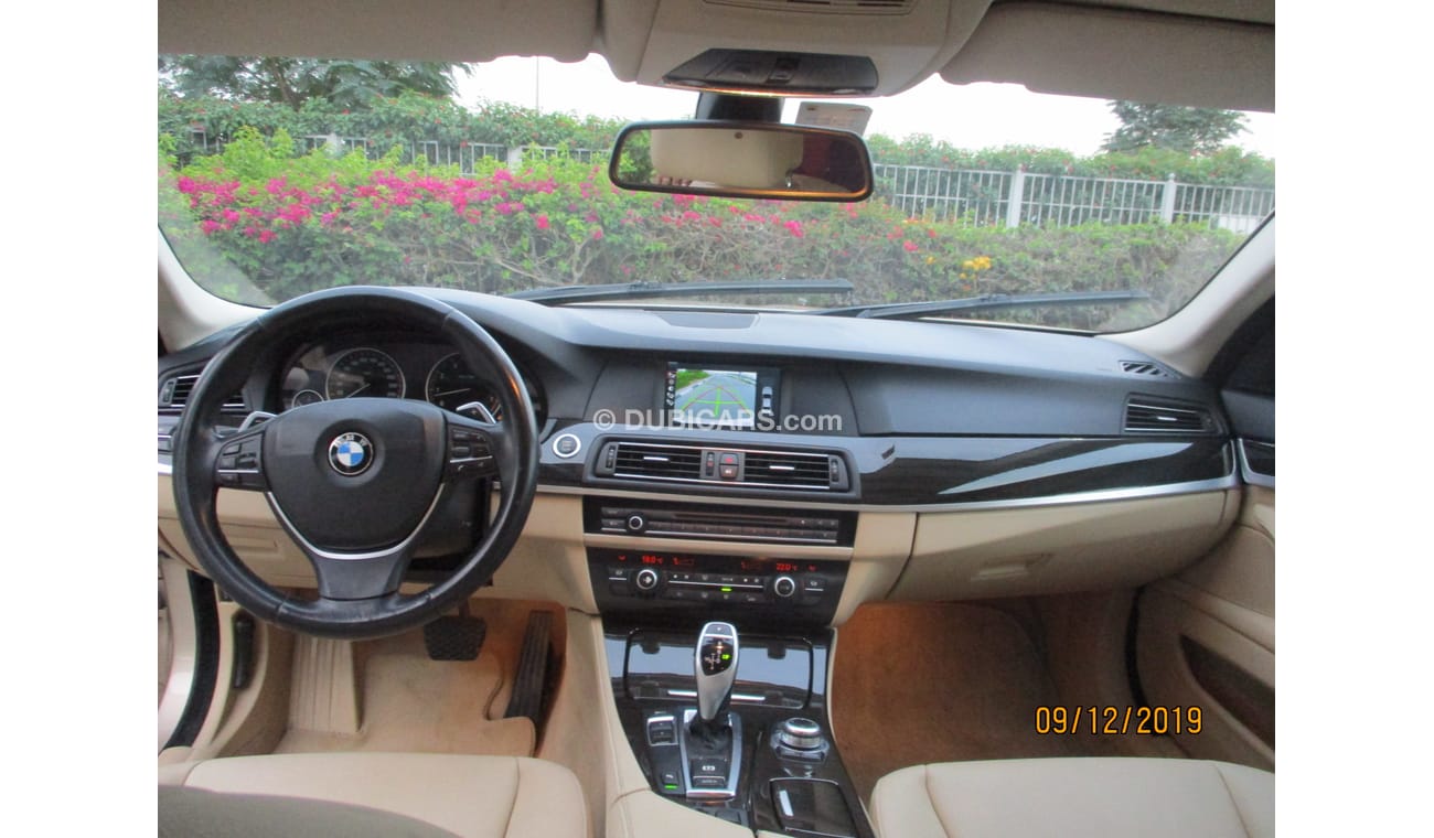 BMW 523i BMW 523i GULF SPACE FULL OPTIONS 2011 V6