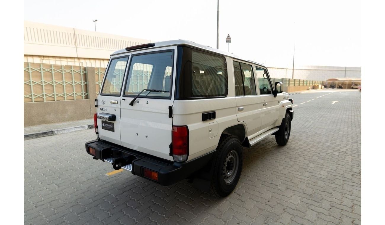 Toyota Land Cruiser LC 76 - E 2025