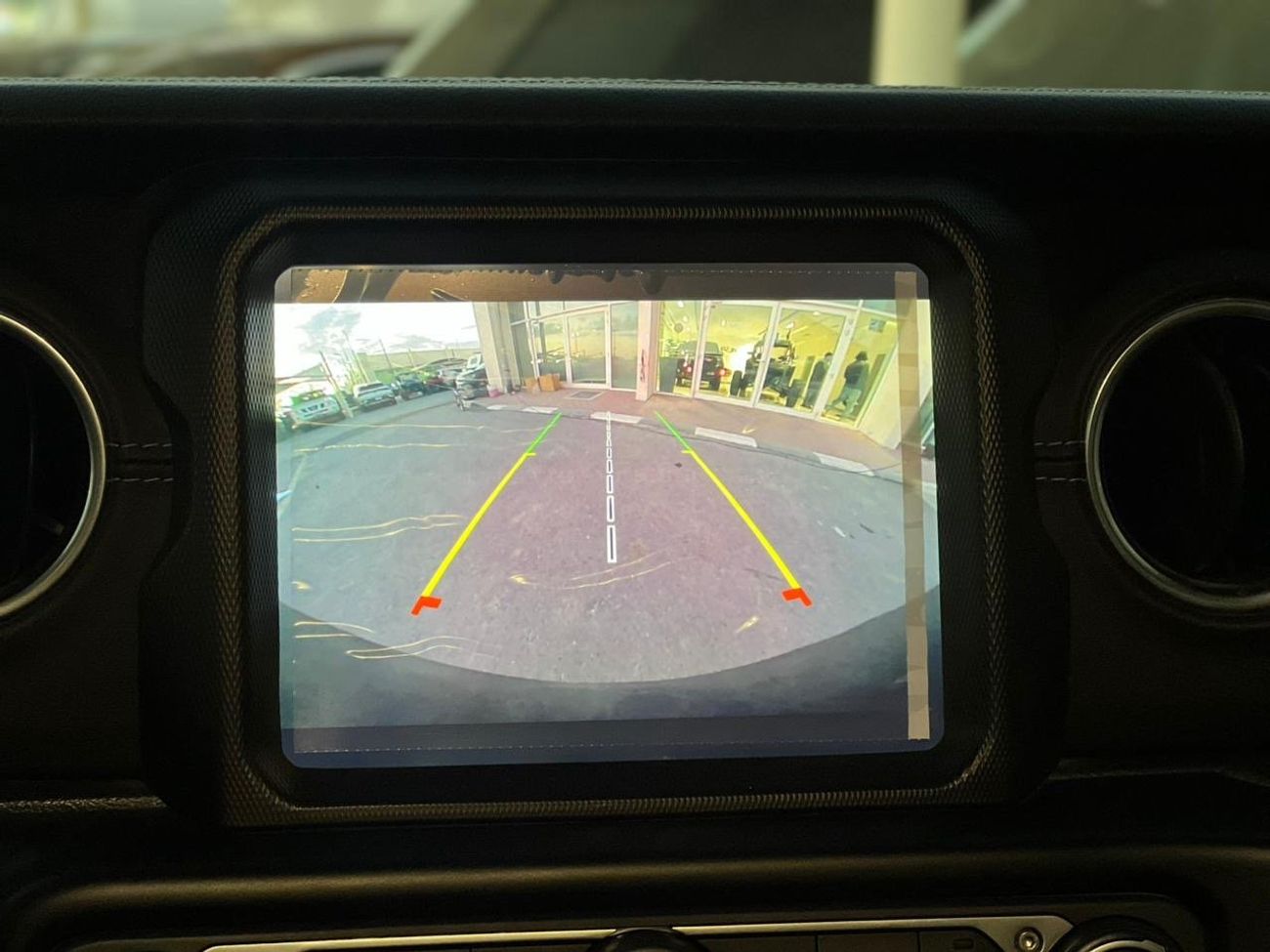 Jeep Wrangler Sahara 3.6L A/T (4 Seater)