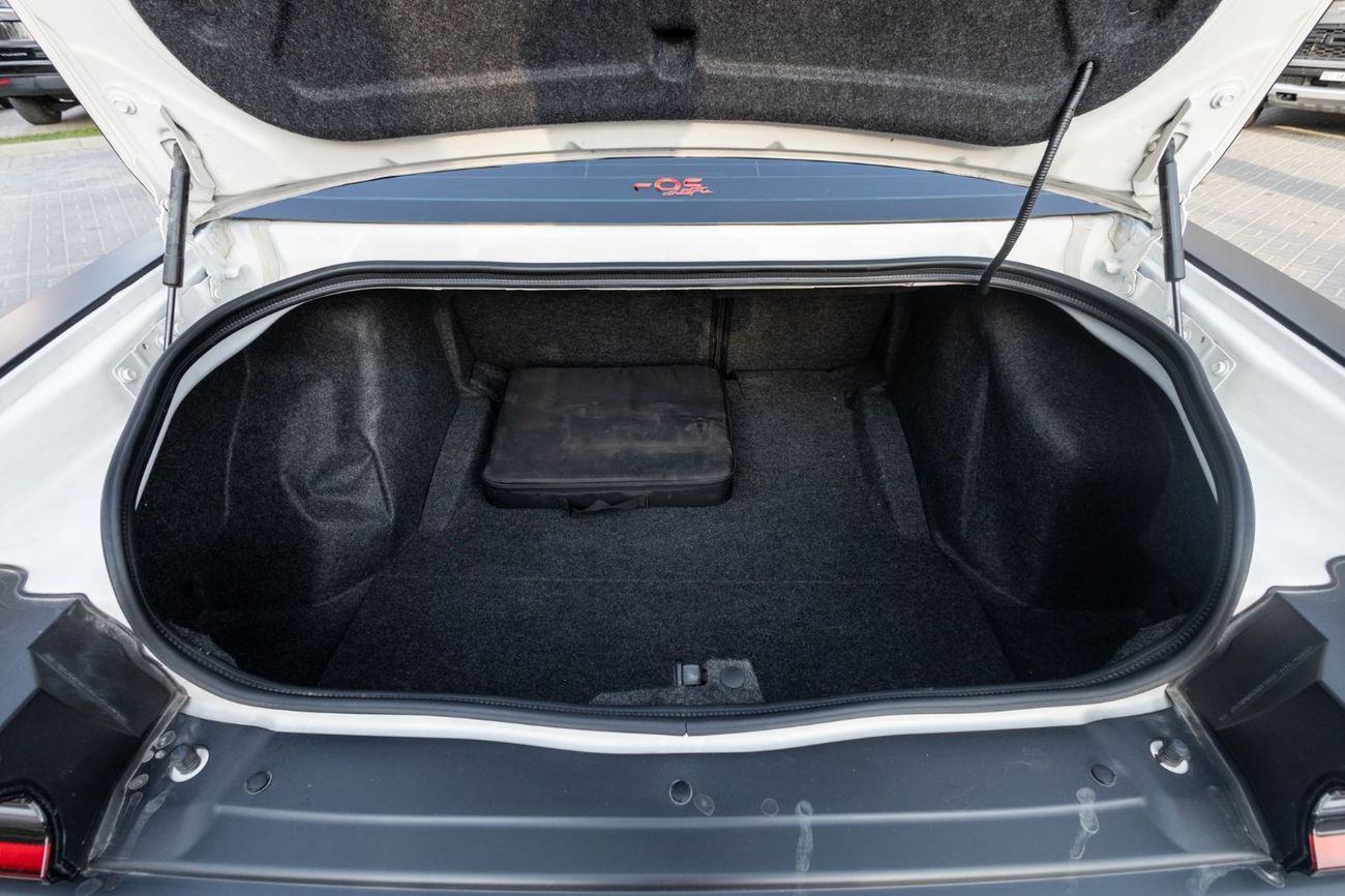 دودج تشالينجر R/T Plus 5.7L (372 HP)