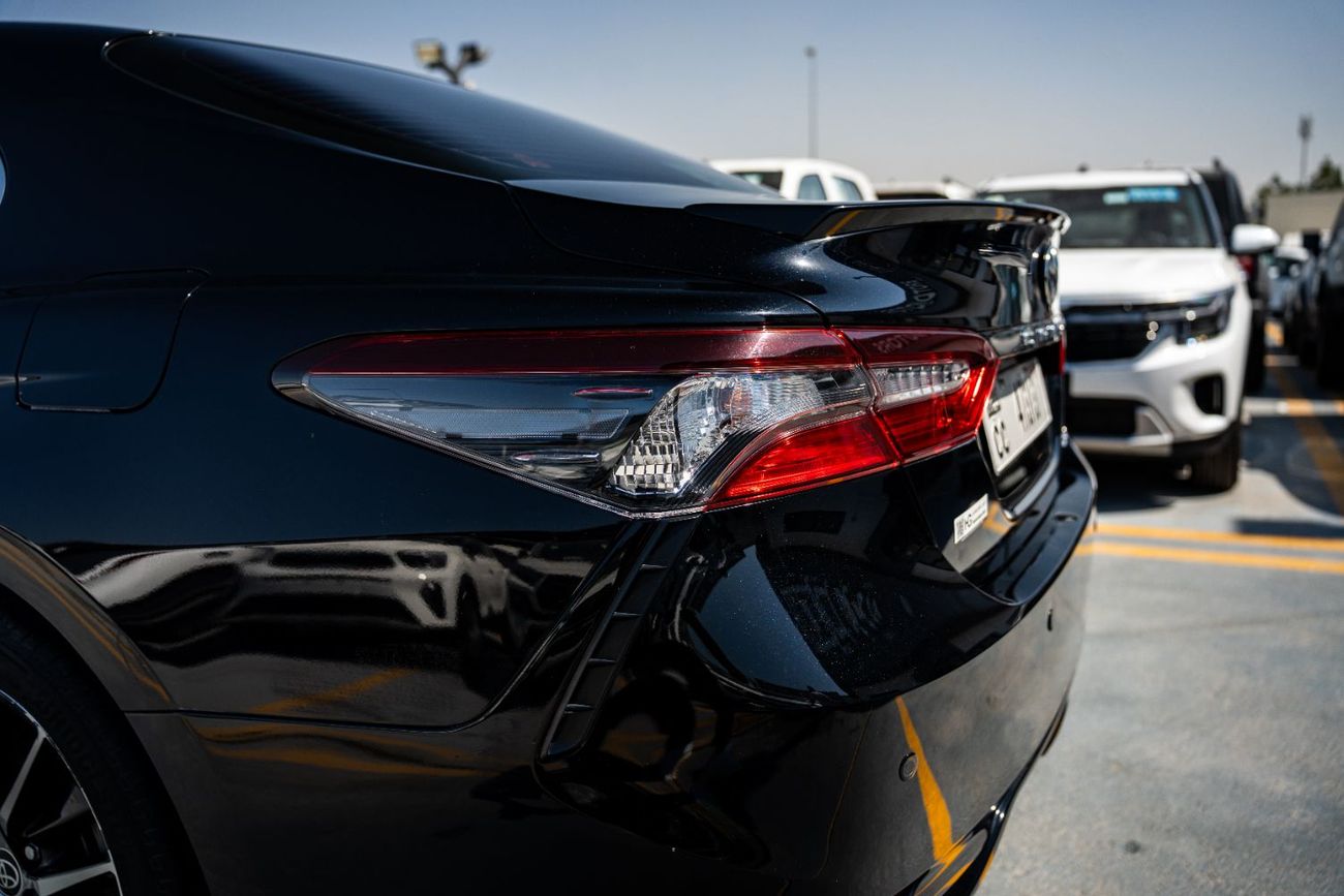 Toyota Camry Toyota Camry SE 2.5L (2023) The 2023 Toyota Camry SE is a popular midsize sedan known for its reliab