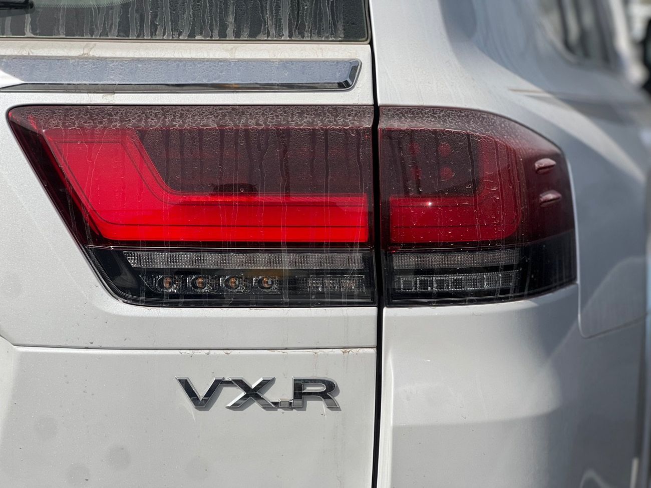 Toyota Land Cruiser VX 3.3L VXR3.3L