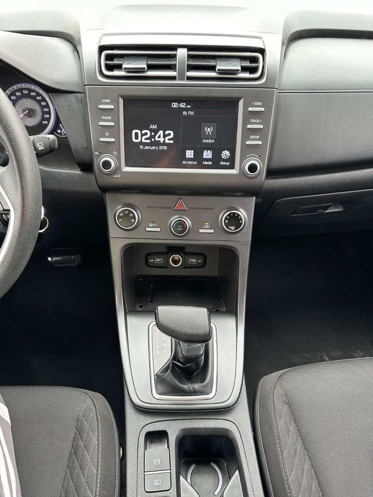 Hyundai Creta Mid 1.6L