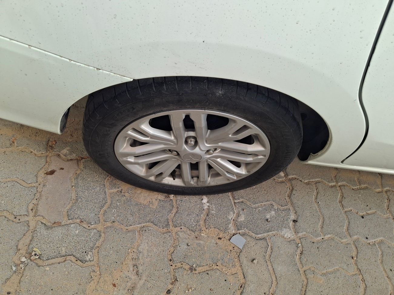 ميتسوبيشي اتراج GLX HIGHLINE 1.2 | بدون دفعة مقدمة | اختبار القيادة في المنزل