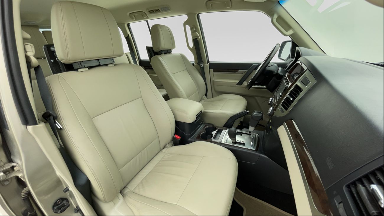 Mitsubishi Pajero GLS HIGHLINE 3.8 | Zero Down Payment | Home Test Drive