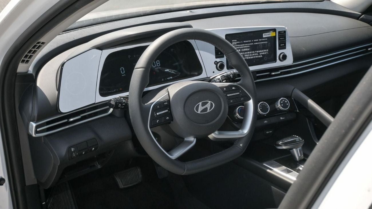 هيونداي إلانترا سمارت Hyundai Elantra - 1.5L PETROL - Chinese Specs MODEL 2025(Export)
