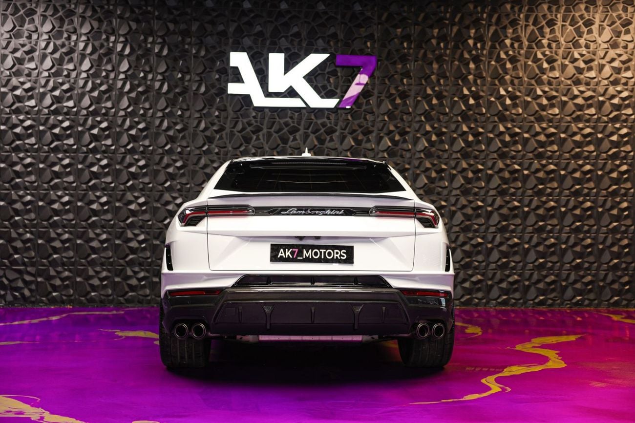 لامبورغيني اوروس PERFORMANTE
