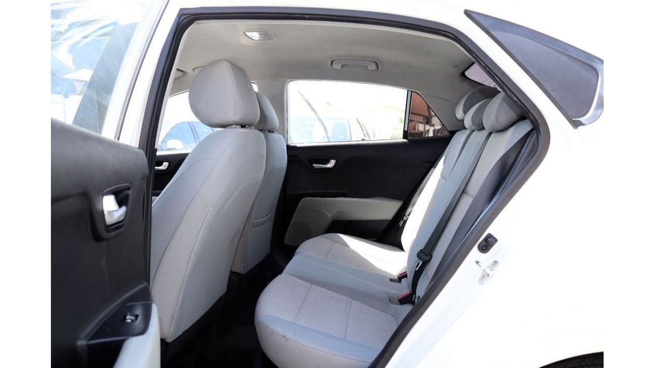 كيا ريو EX خالية من الحوادث - خليجي - مكينة 1400 سي سي - بحالة ممتازة من الدخل والخارج