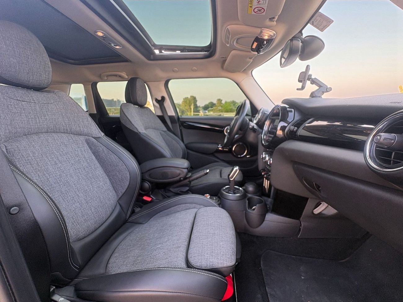 ميني كوبر Std 1.5L I3 A/T | 2020 | GCC SPECS | AED 960 per month