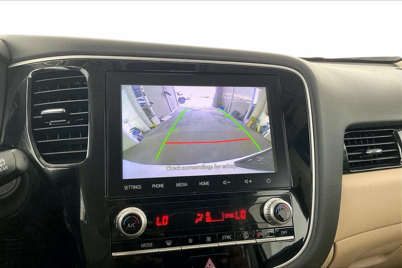 Mitsubishi Outlander GLX Midline | upto AED 20,000 Ramadan Discount | Guaranteed Warranty | 0 Down Payment