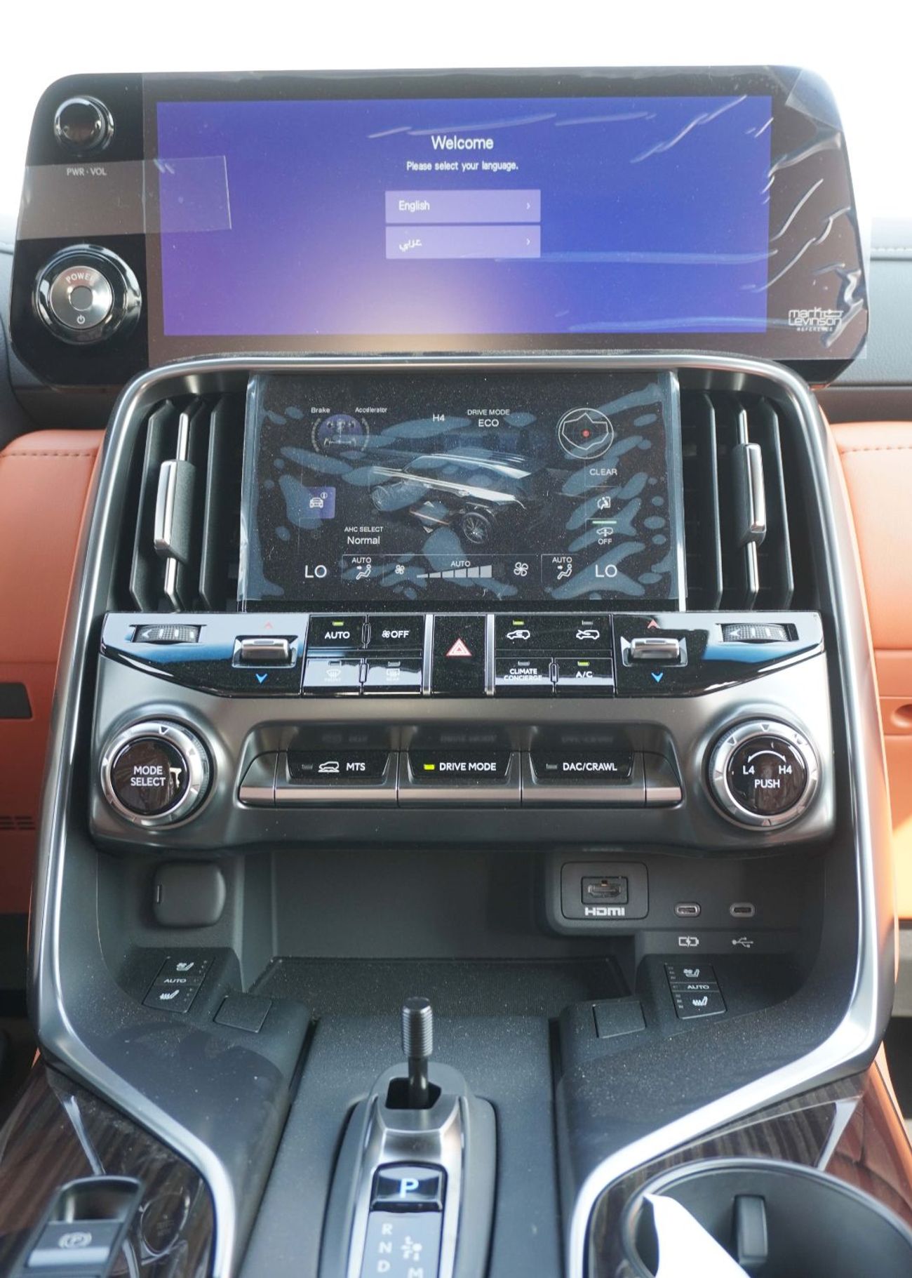 لكزس LX 700h LEXUS-LX700H 3.5L VIP (WIRELESS CHARGER, REAR TV SCREEN, 360 DEGREE CAMERA)