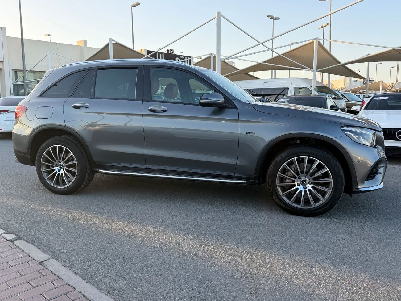 Mercedes Benz GLC350E 4MATIC