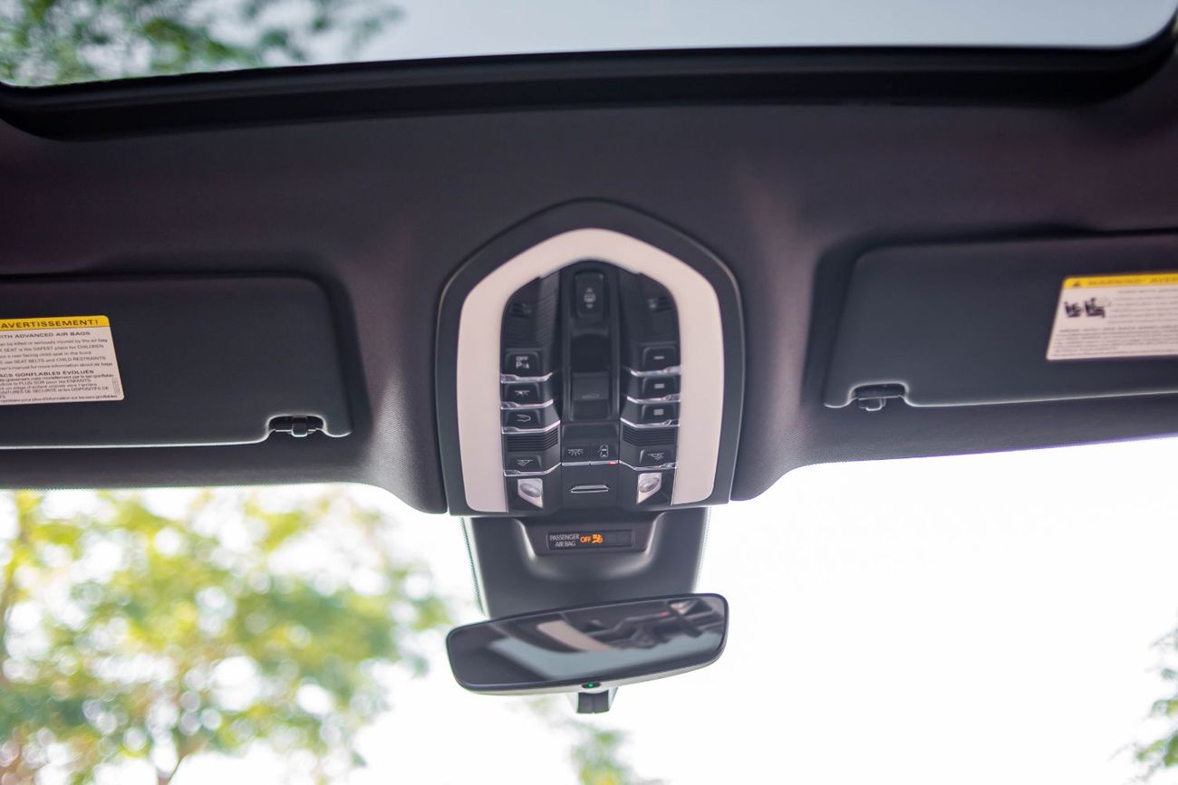 بورش ماكان Std 2.0L (252 HP)