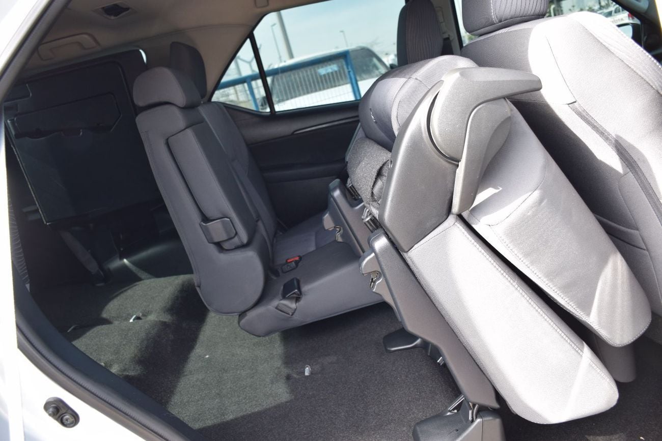 Toyota Fortuner GX2 AWD Diesel 2.8L Right Hand Drive