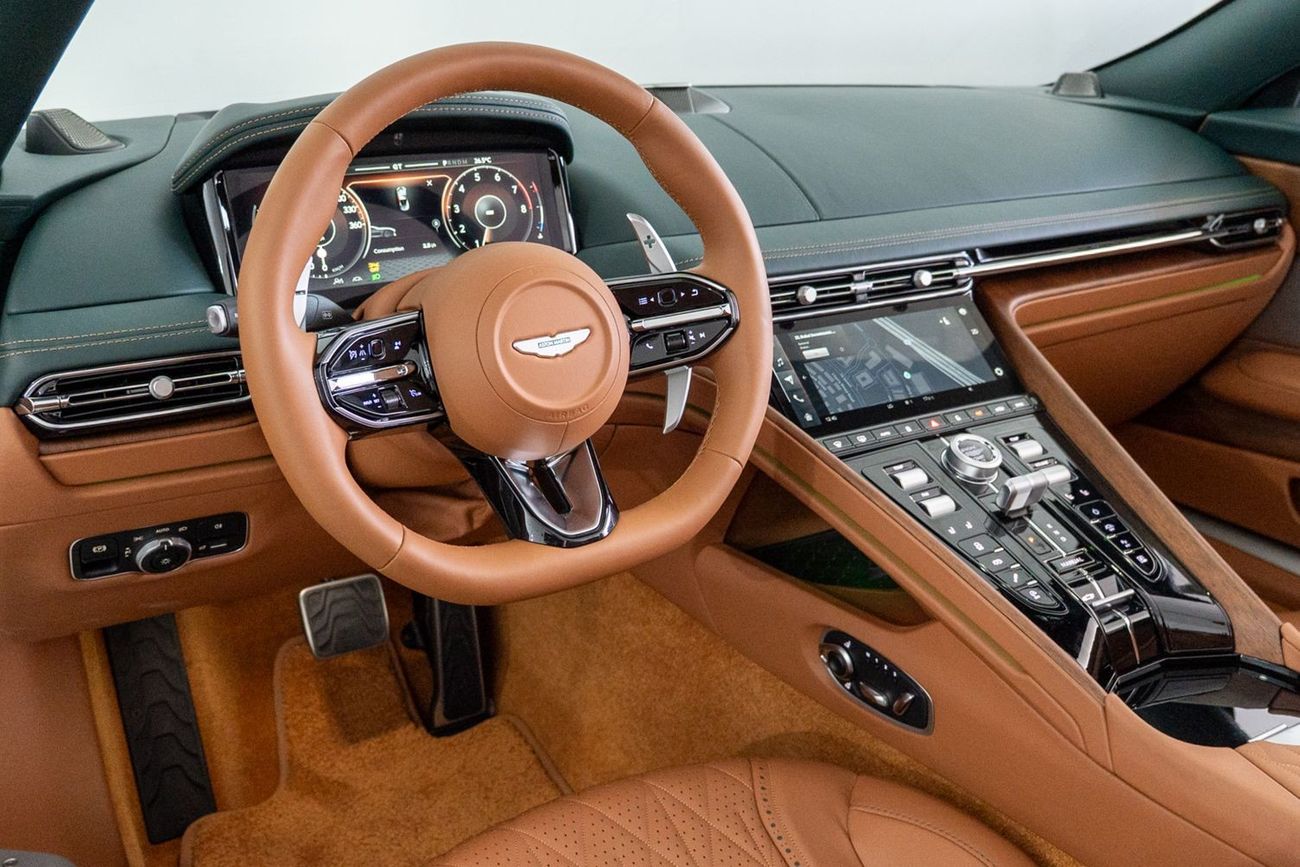 Aston Martin DB DB12 / Warranty and Service Contract