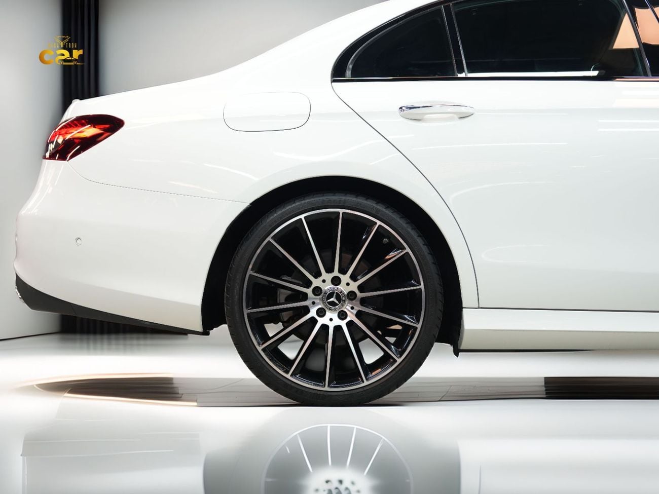 مرسيدس بنز E300 AMG