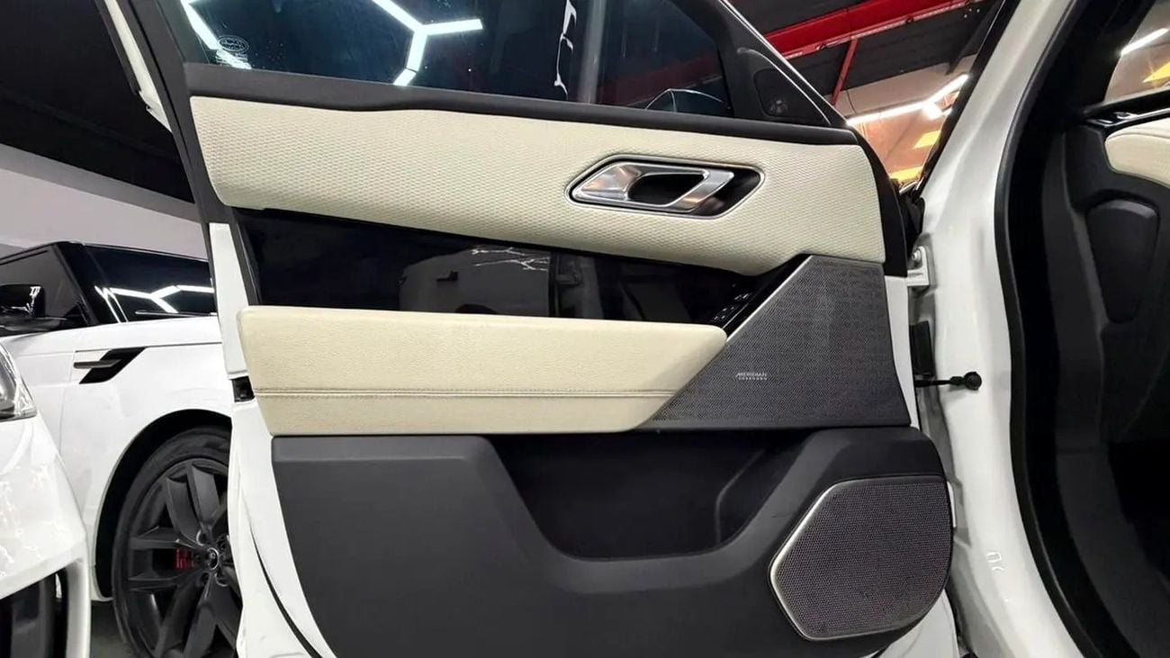 لاند روفر رينج روفر فيلار GCC P380 R DYNAMIC V6 MINT CONDITION WITH WARRANTY AND FINANCE OPTION