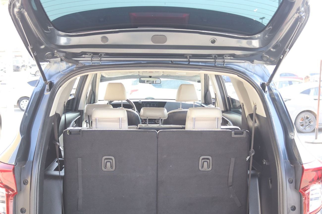 Kia Carens Smartstream 1.5L A/T 1.5L A/T -KIA CARENS 2023 - GCC - 4(V) - Accident-free -7 Seats -In excellent c