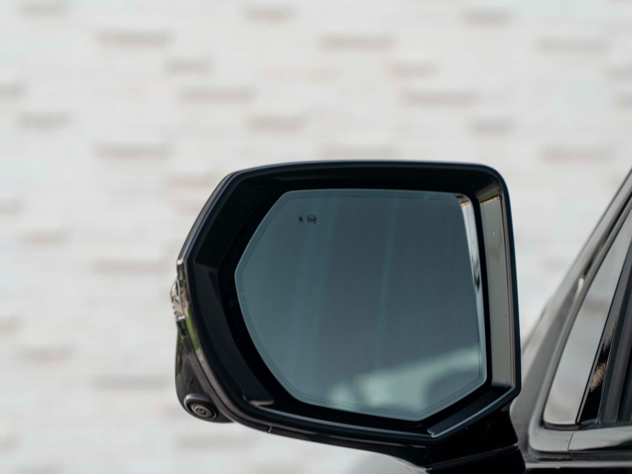 جي أم سي يوكون 5.3 V8 AT4 (AWD)