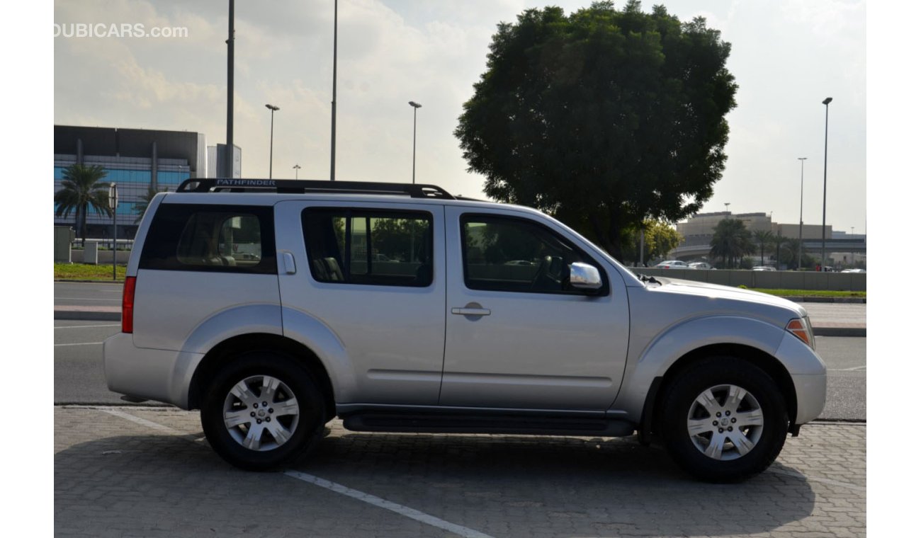 Nissan Pathfinder LE Full Option in Very Good Condition