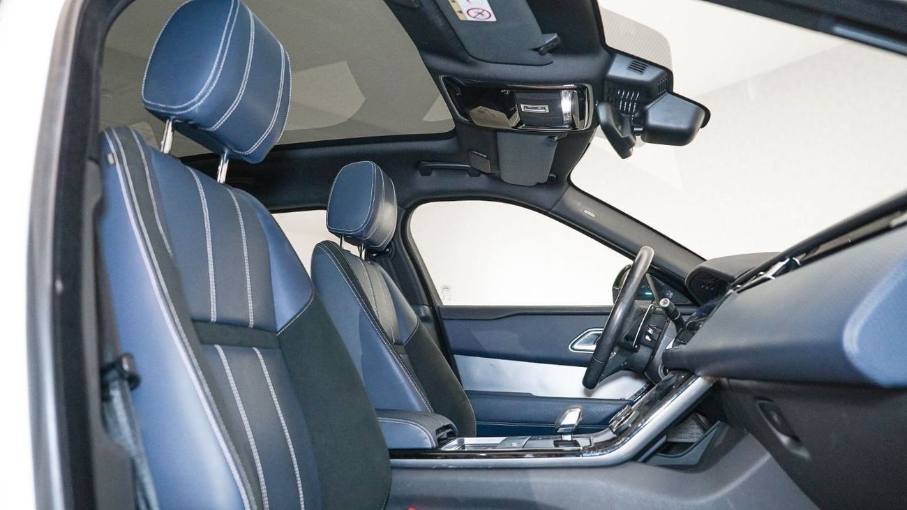 Land Rover Range Rover Velar P250 R-Dynamic SE 2.0L | AED 3,214 PM | Warranty March-2026 | GCC