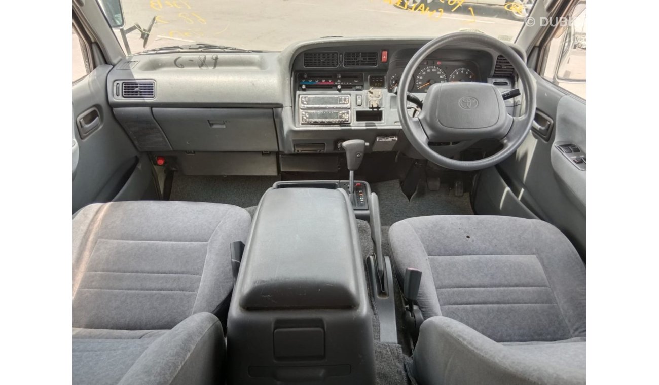 تويوتا هاياس TOYOTA HIACE VAN RIGHT HAND DRIVE (PM1371)